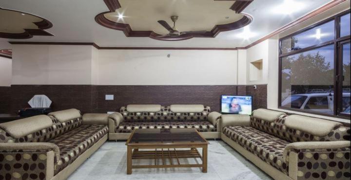 Hotel Devi Mahal Katra  Dış mekan fotoğraf